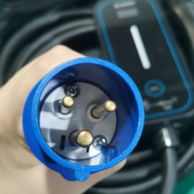 GBTポータブルEV充電器タイプ1/タイプ2 16A/32Aの電流調節可能な電気自動車