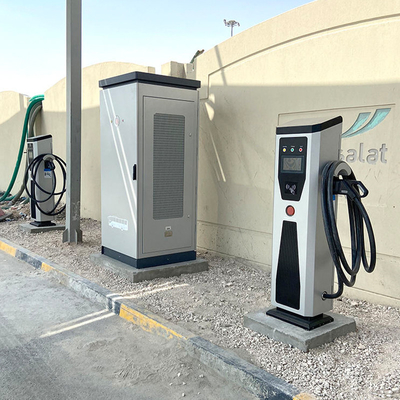 CCS1 CCS2 GB-T スプリット EV充電ステーション 電気自動車充電台組み合わせ 240KW