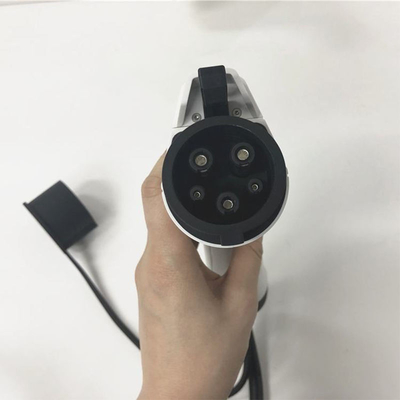 32A タイプ 1 家庭用電池充電プラグ 熱塑性殻材料とIP55レベル