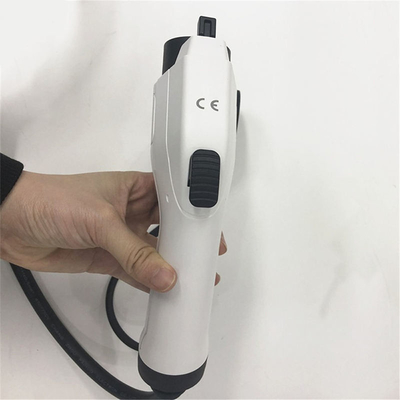 32A タイプ 1 家庭用電池充電プラグ 熱塑性殻材料とIP55レベル