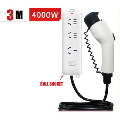 220V 4KW 定電圧 電気自動車キャンプ用の外部放電プラグソケット