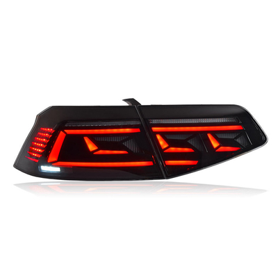 17-19 改造されたLED走行灯付きのVolkswagen Magotan B8 LED尾灯組