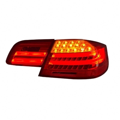 目的 改変されたLEDストリーマー組装のアップグレードであなたのBMW尾灯を交換/修理