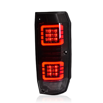 トヨタ・ランドクルーザーの12Vの後ろランプ Lc70 Lc71Lc76Lc78Lc79