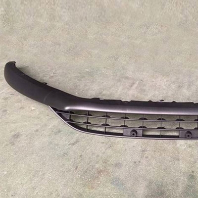他の年 プラスチックの自動車部品 フロント バンパー フロント 下格子 フォード フォーカス