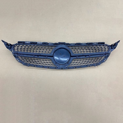 シルバー 黒 プラスチック カー フロント バンパー メルセデス W205 OEM 2058881260用のダイヤモンドグリル