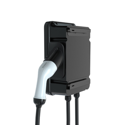 急速充電能力とタイプ1/タイプ2インターフェースを持つ商用EV充電ステーション